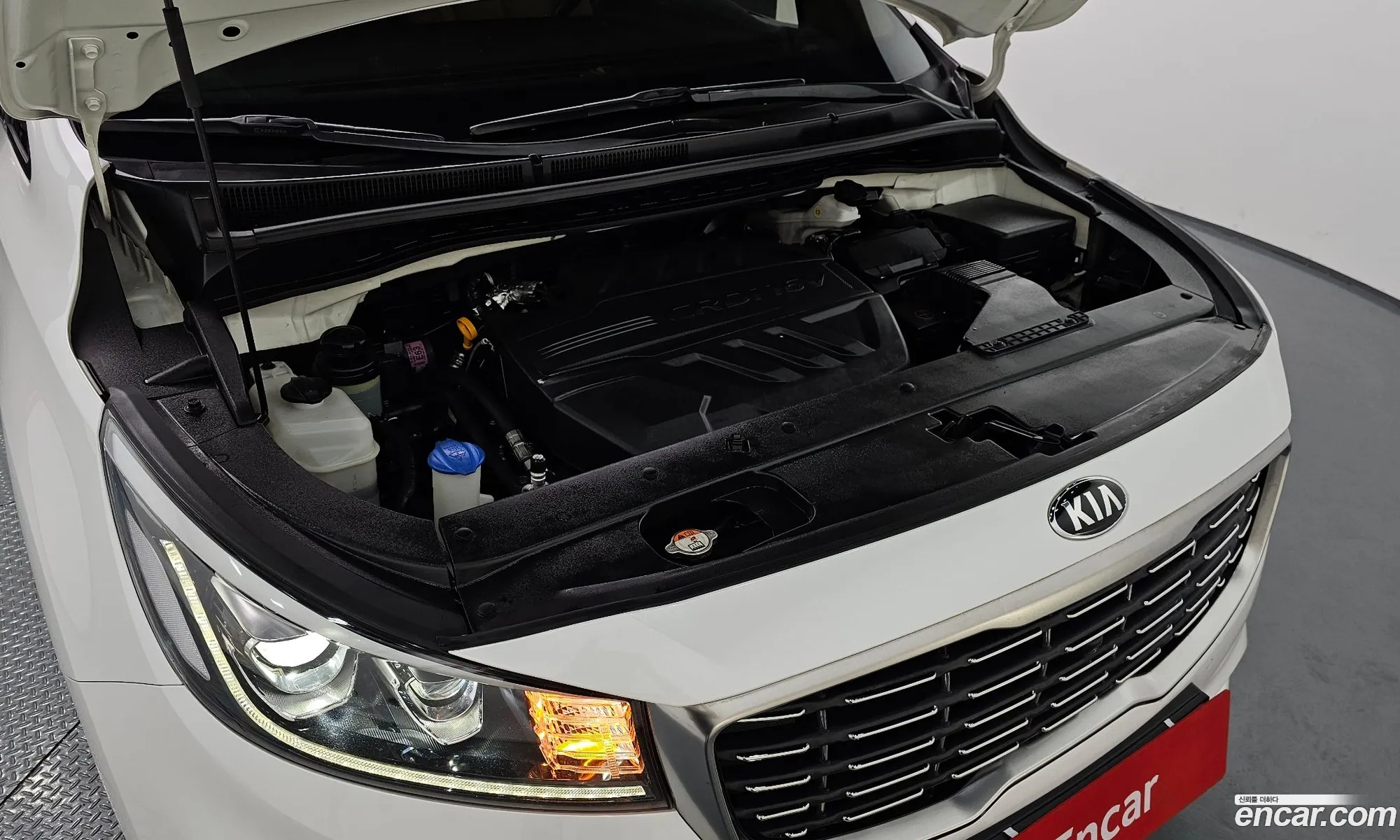 Kia Carnival 2018 KNAMB81ABKS471054 — 18