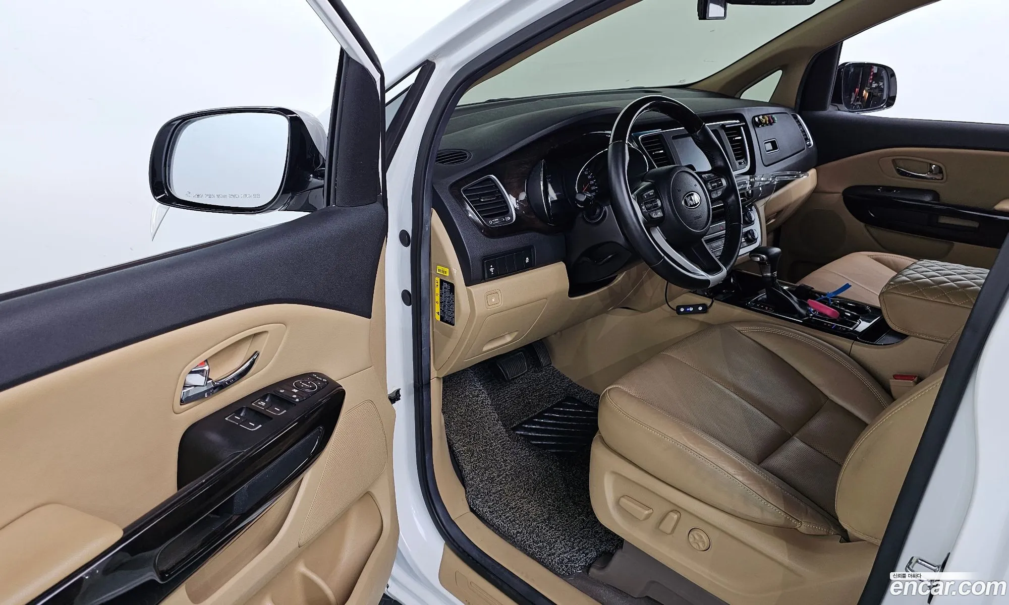 Kia Carnival 2018 KNAMB81ABKS471054 — 13