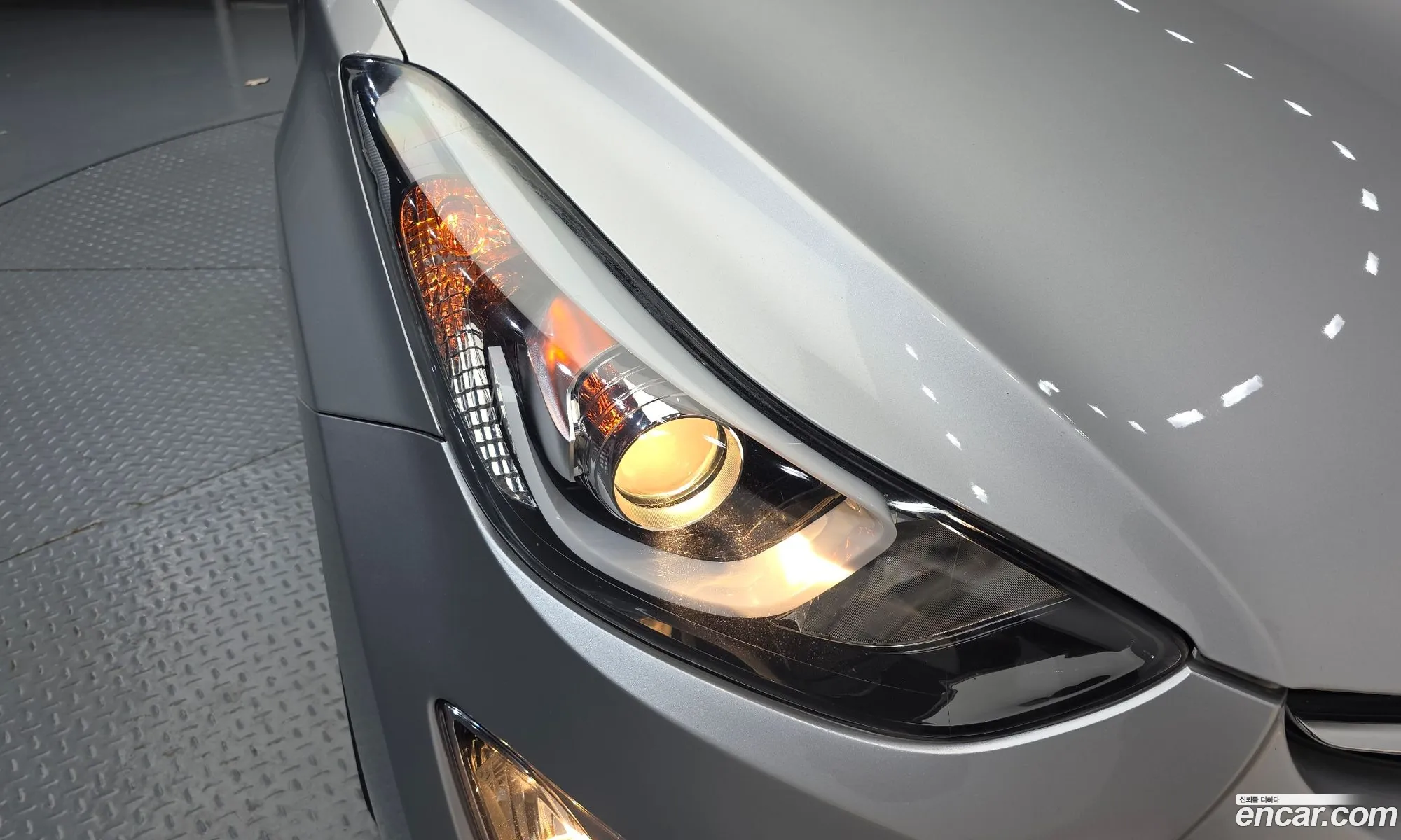 Hyundai Elantra 2015 — 28