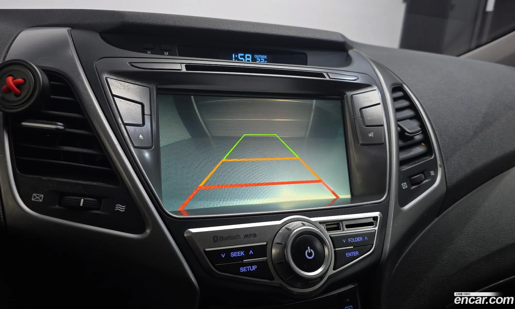 Hyundai Elantra 2015 — 12