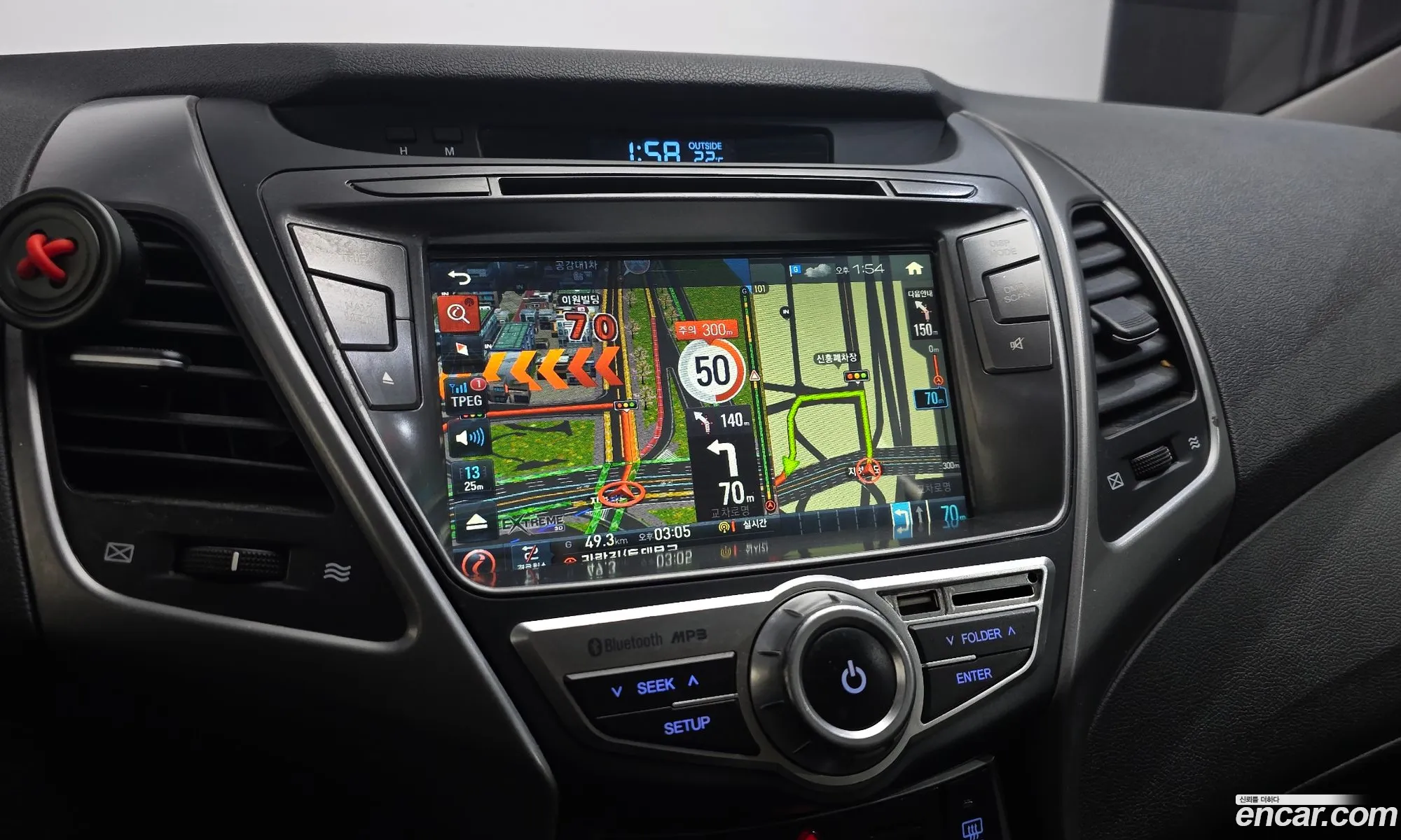 Hyundai Elantra 2015 — 17