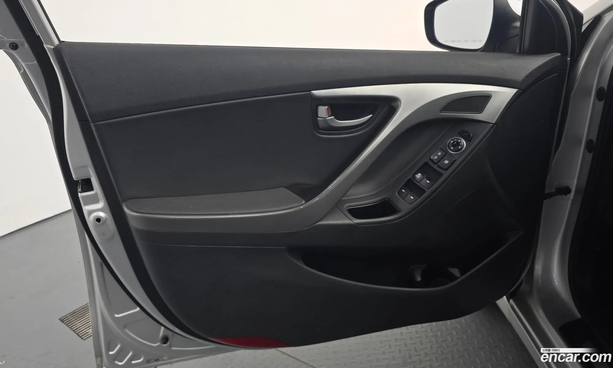 Hyundai Elantra 2015 — 16
