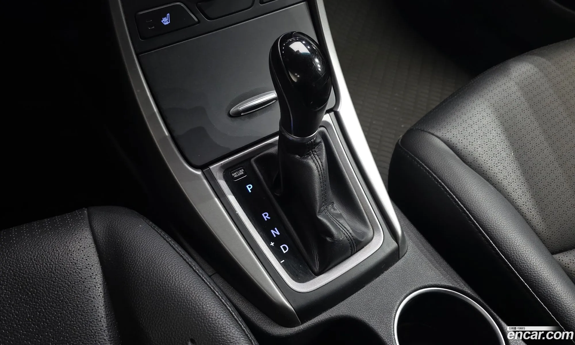Hyundai Elantra 2015 — 19