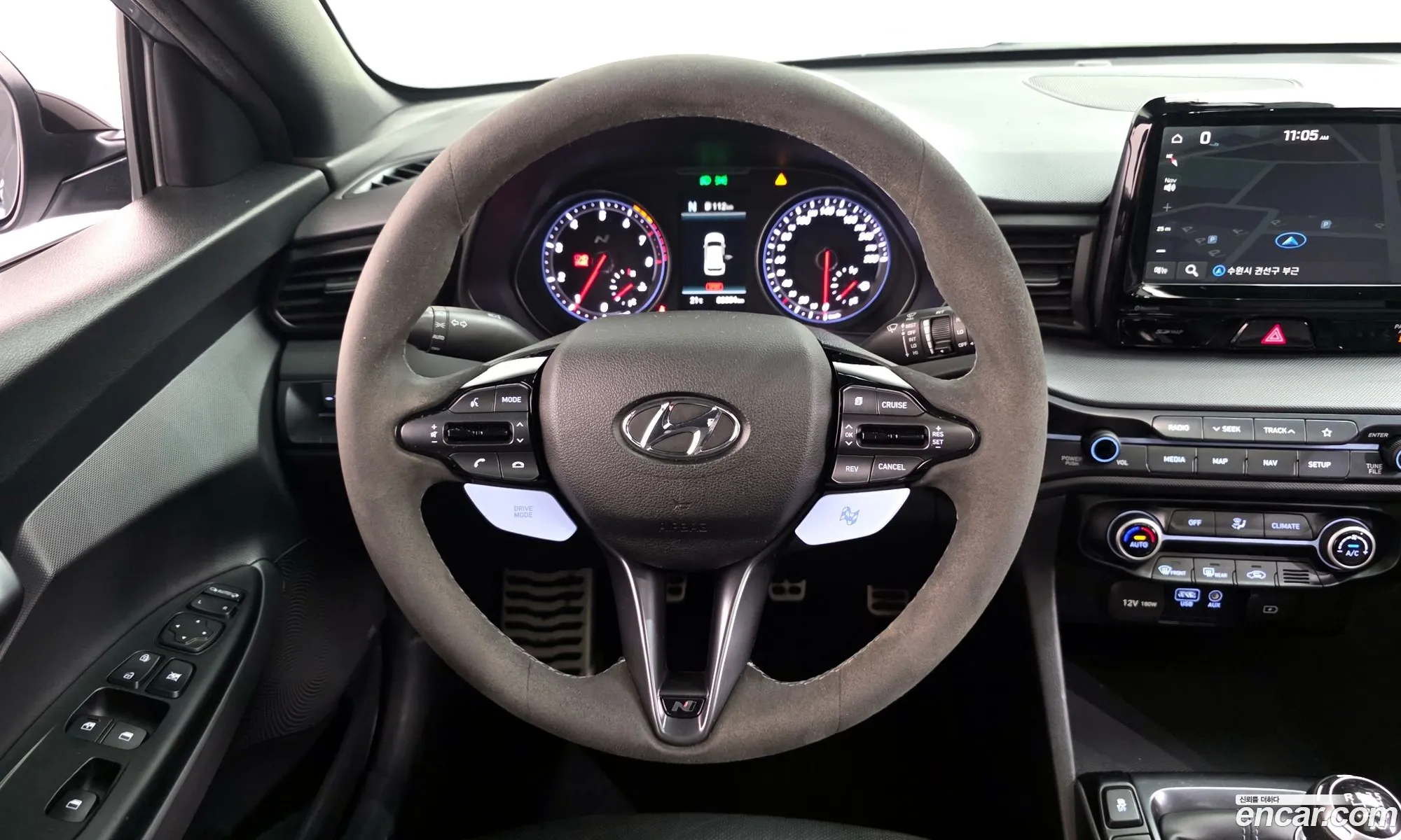 Hyundai Veloster 2018 — 19