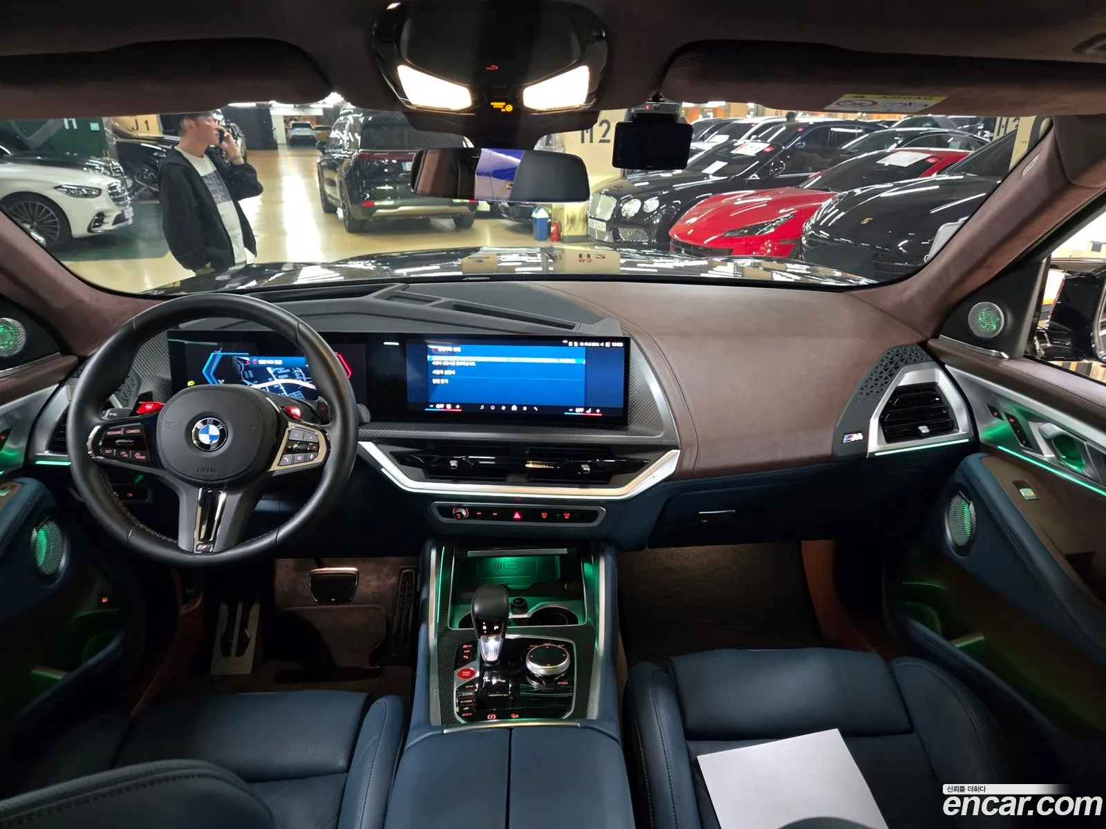 BMW XM 2025 — 18
