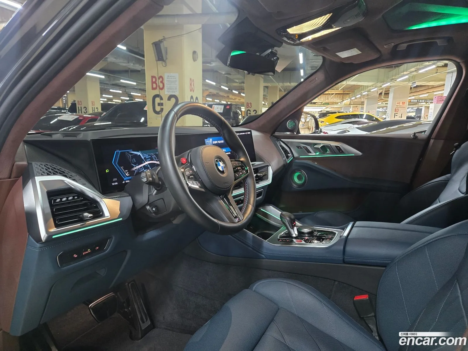 BMW XM 2025 — 17
