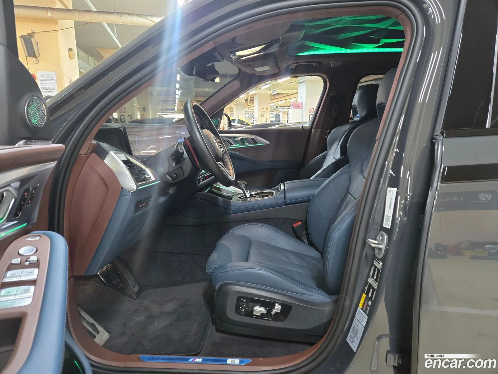 BMW XM 2025 — 6