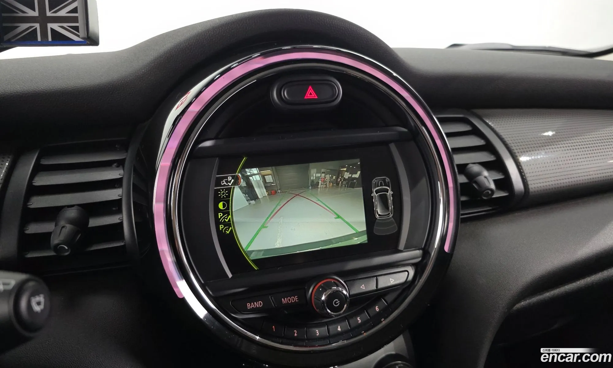 Mini Cooper 2018 WMWXU1105J2H33500 — 8
