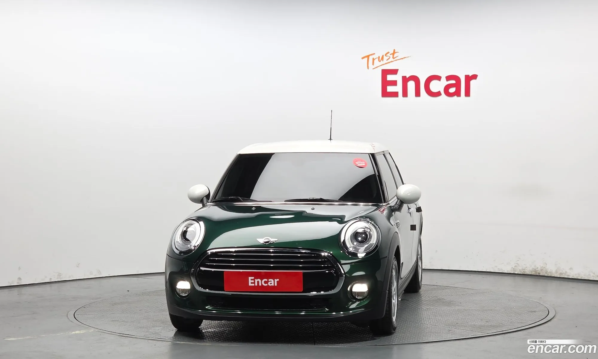 Mini Cooper 2018 WMWXU1105J2H33500 — 4