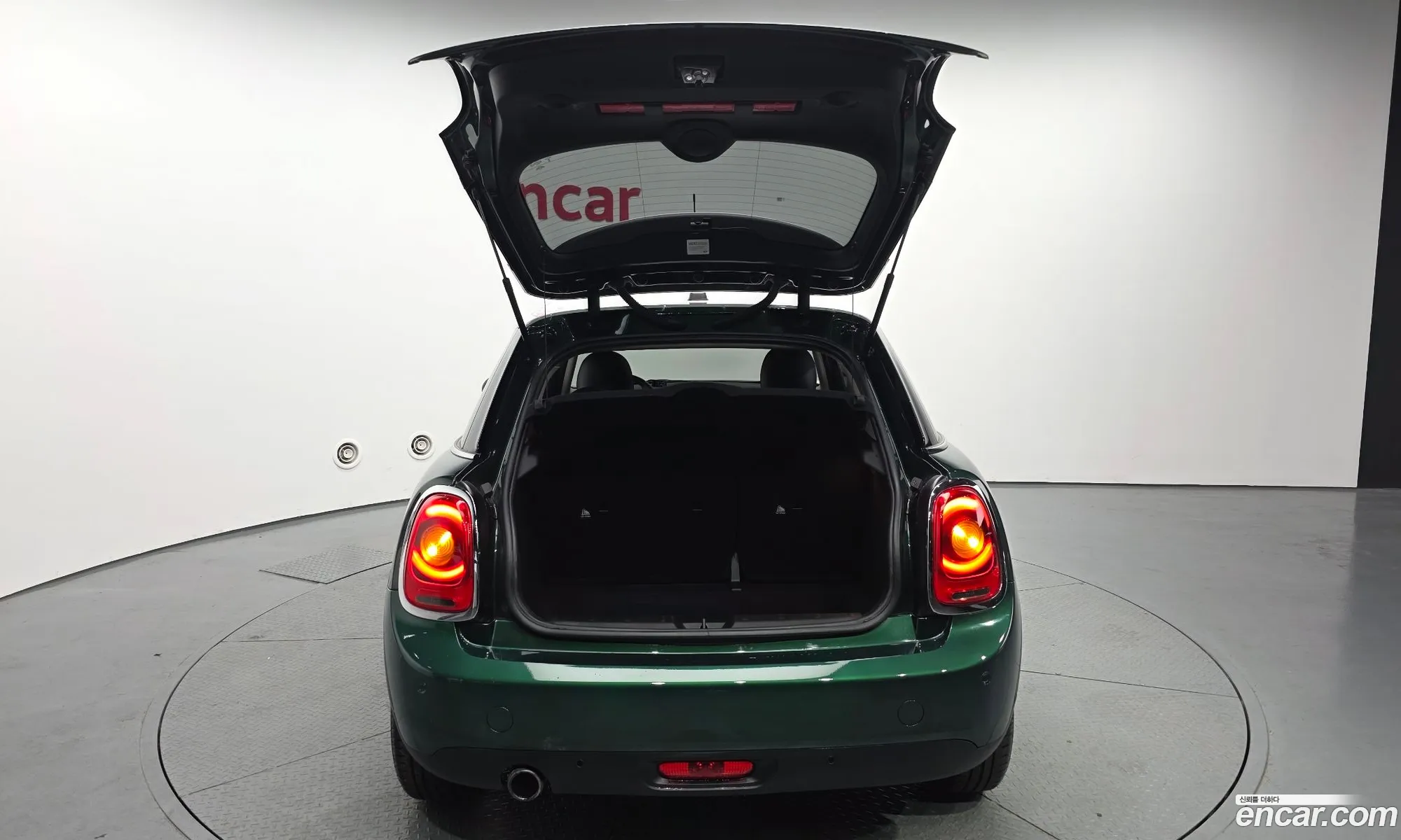 Mini Cooper 2018 WMWXU1105J2H33500 — 12