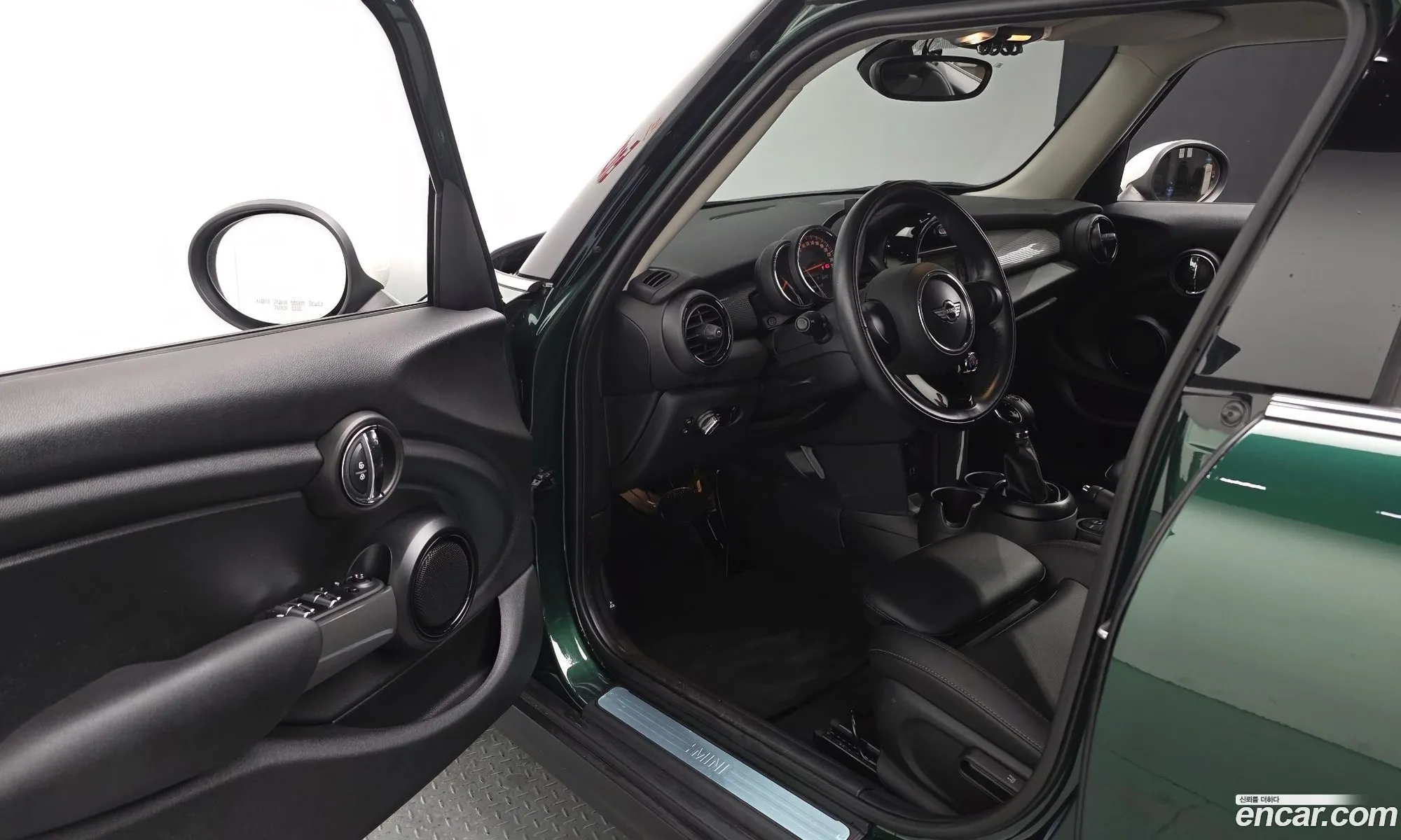 Mini Cooper 2018 WMWXU1105J2H33500 — 28