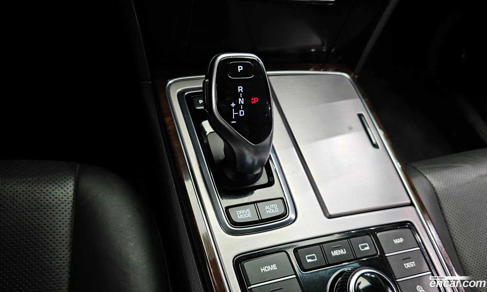 Hyundai Equus 2013 — 5