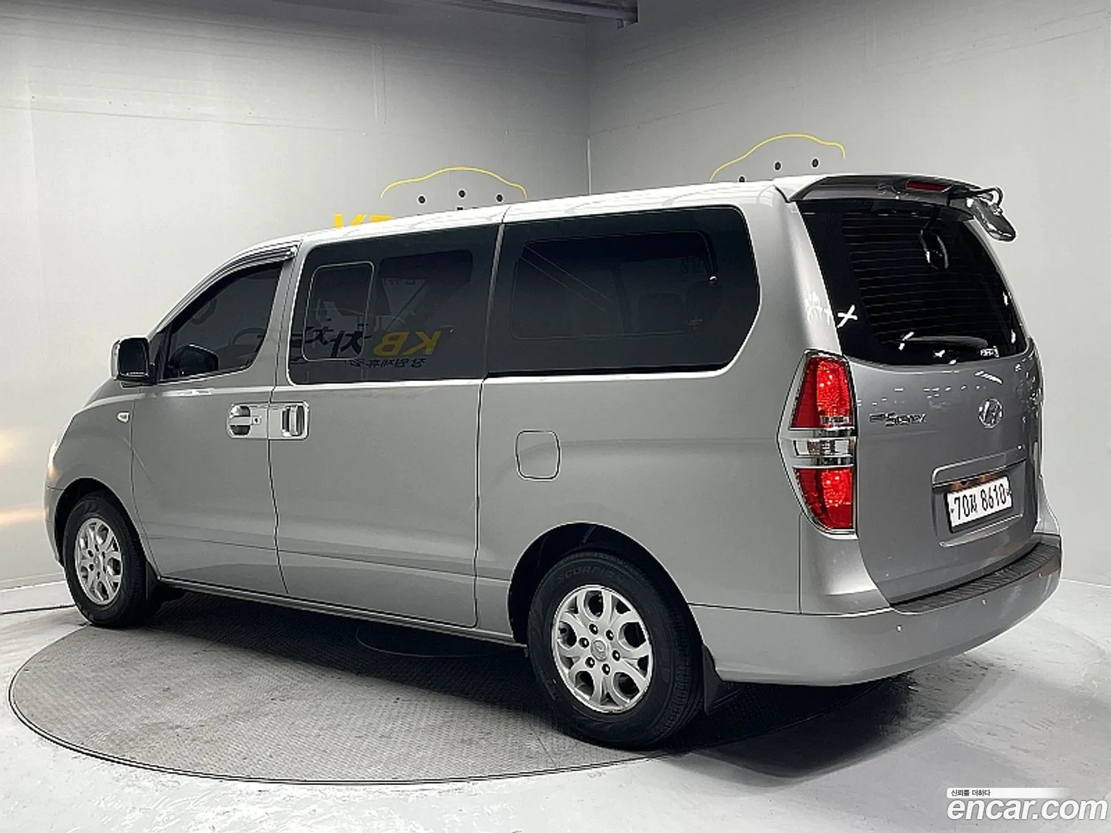 Hyundai Grand Starex 2014 — 15