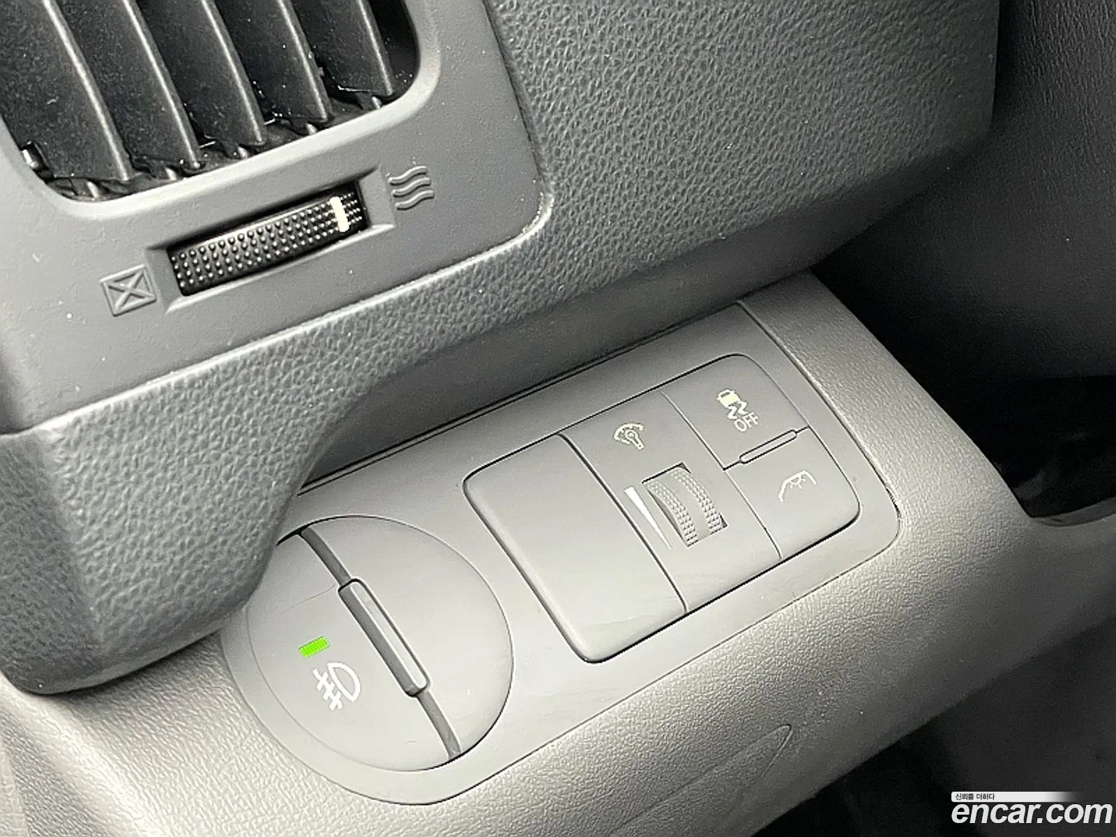 Hyundai Grand Starex 2014 — 13