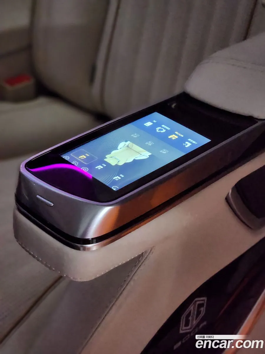 Kia Carnival 2024 — 9