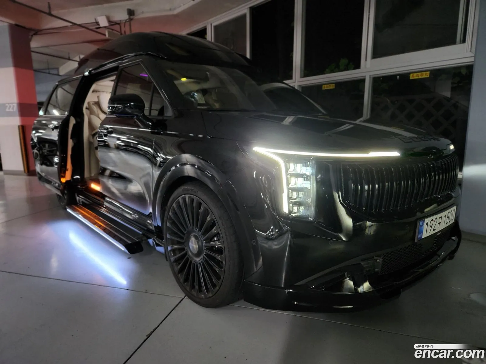 Kia Carnival 2024 — 16