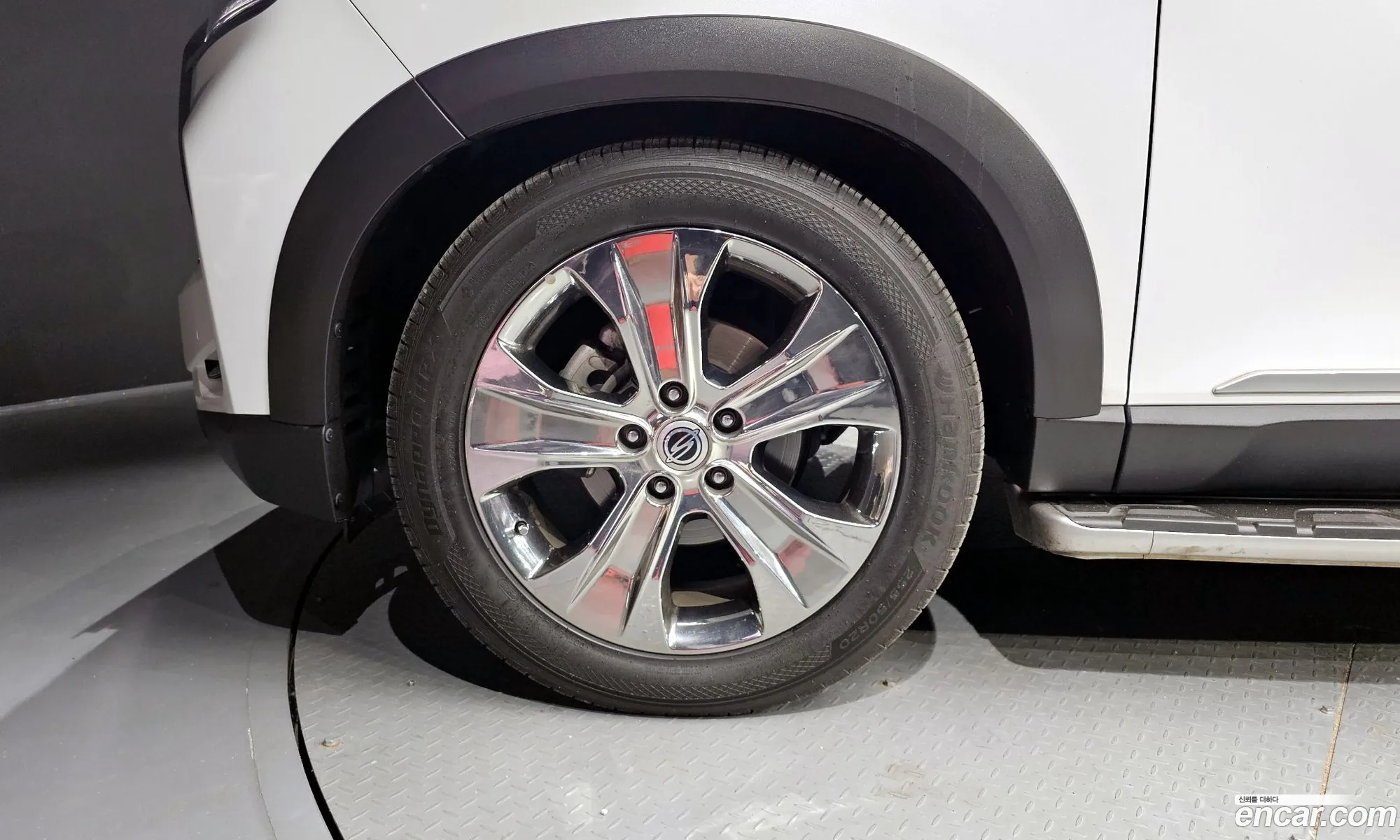 KG Mobility (SsangYong) Rexton 2022 — 16
