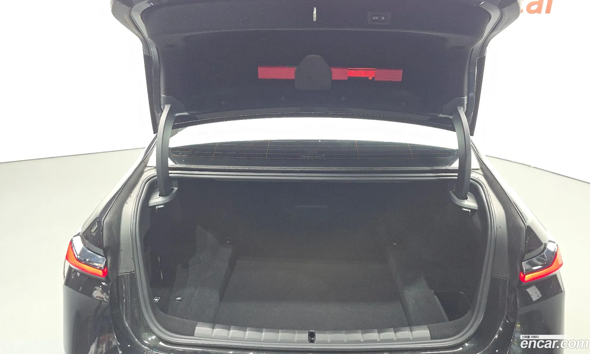 BMW 7 Series 2023 — 7