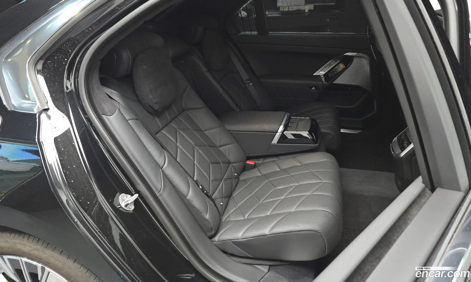 BMW 7 Series 2023 — 19