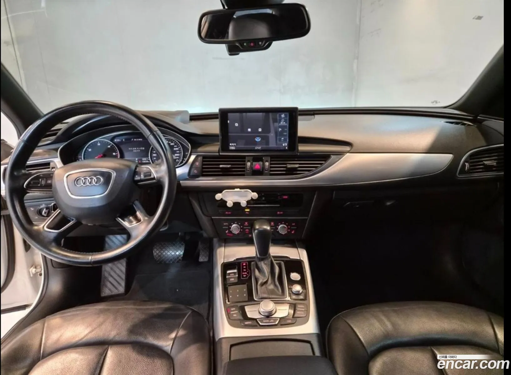 Audi A6 2018 — 19