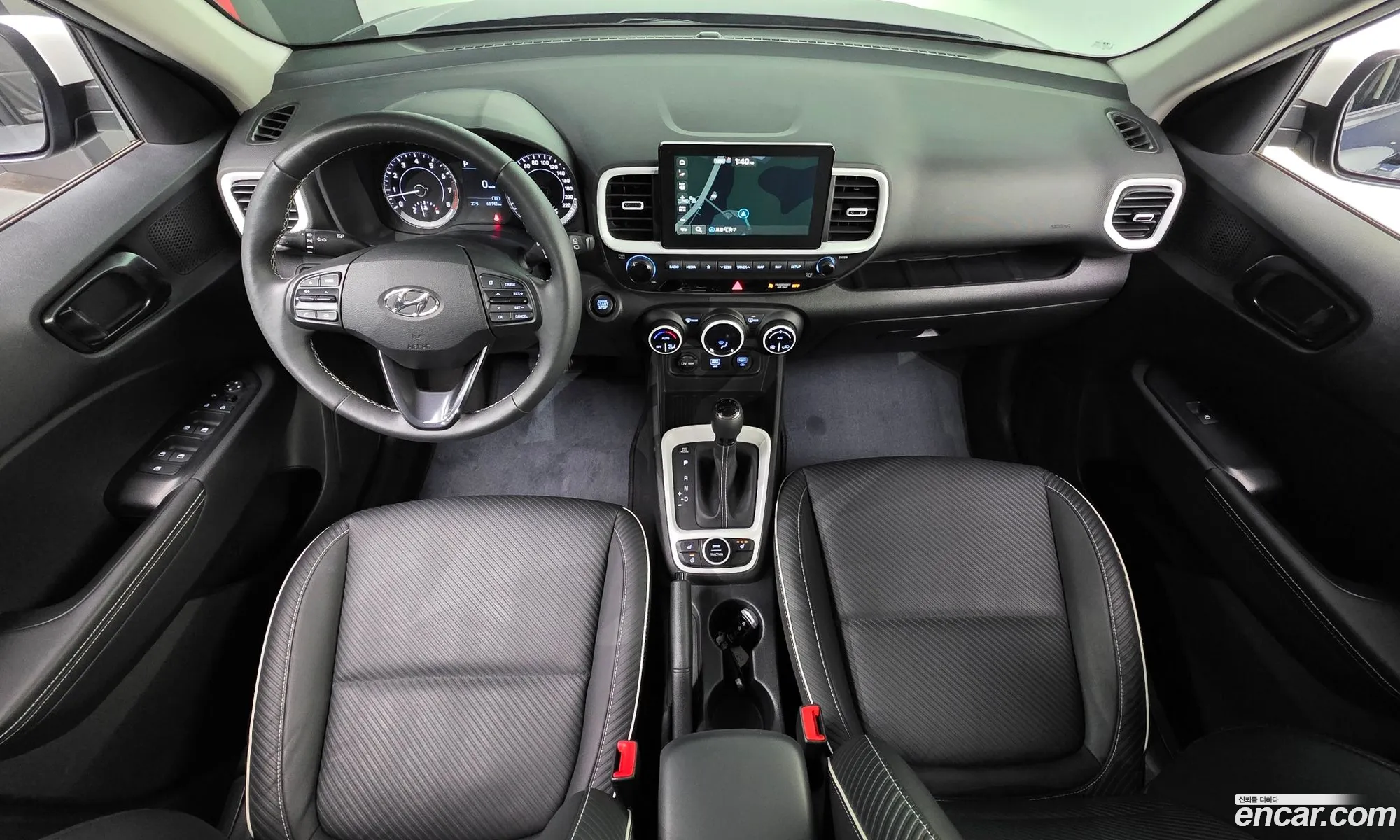 Hyundai Venue 2020 — 8