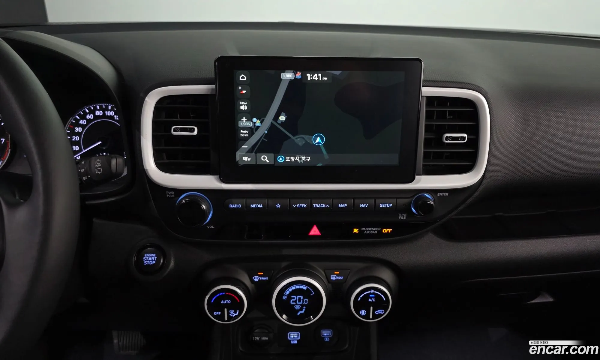 Hyundai Venue 2020 — 9