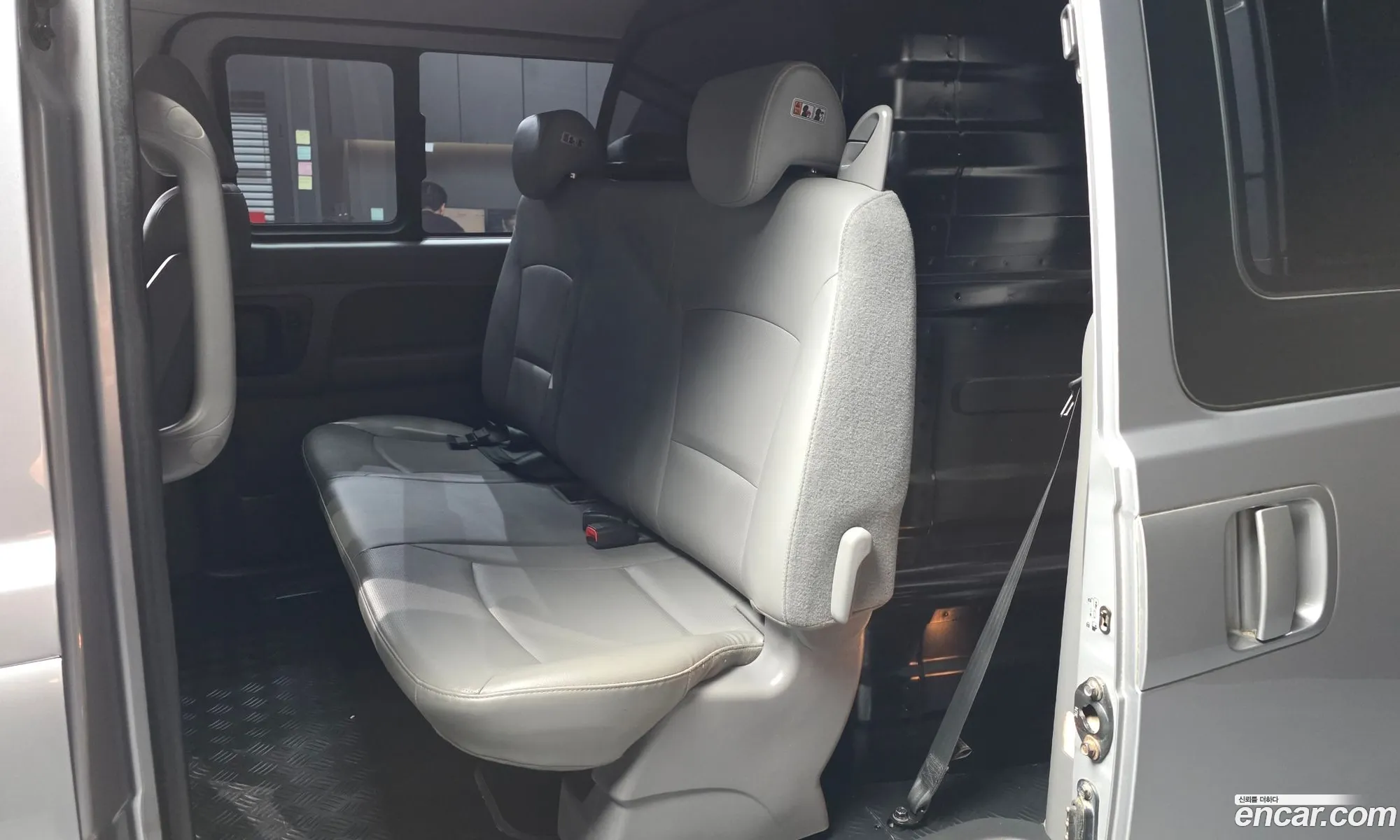 Hyundai Grand Starex 2018 — 13