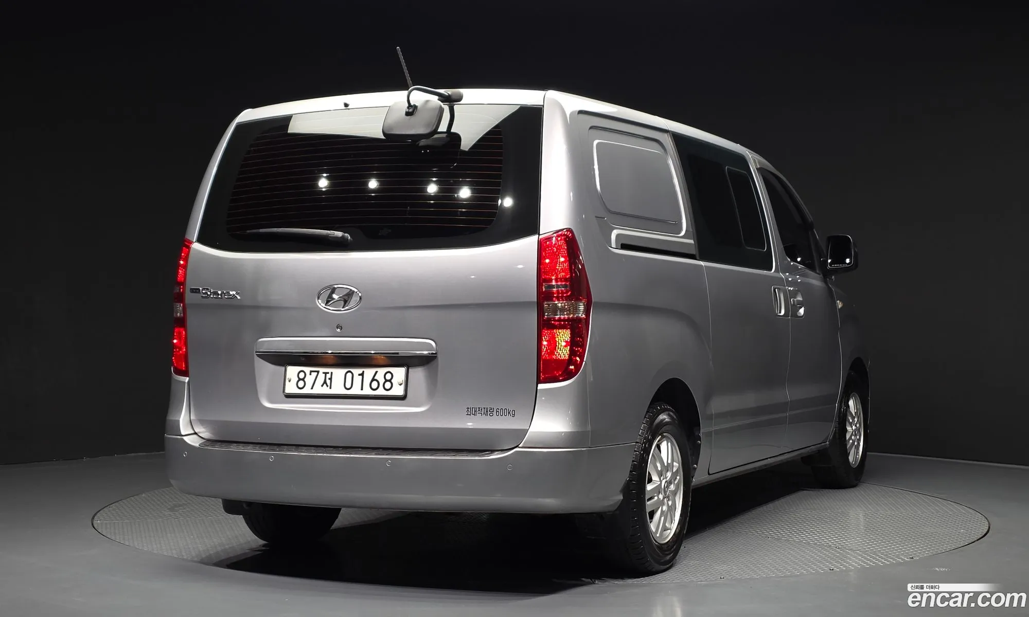 Hyundai Grand Starex 2018 — 11