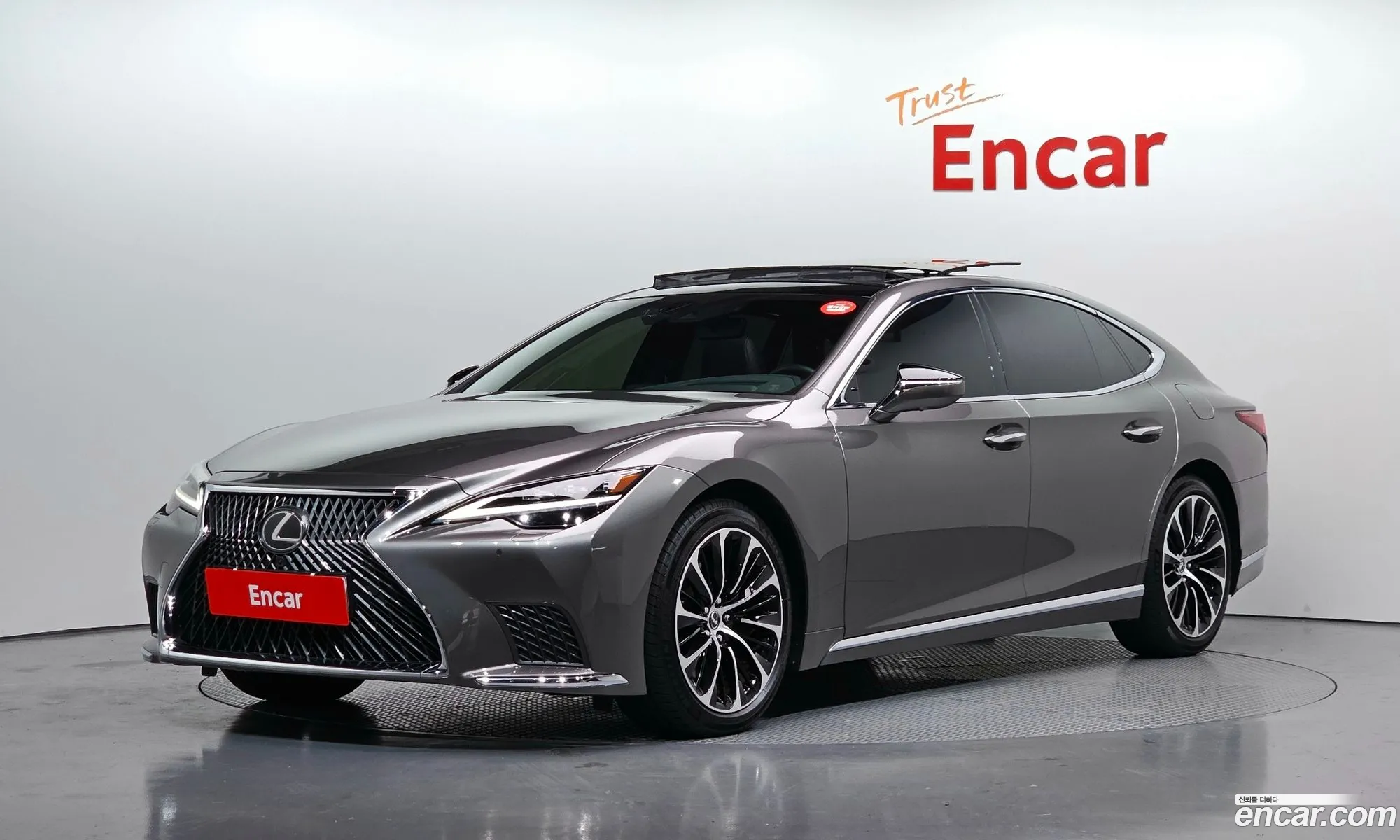 Lexus LS500 2023 JTHG5LGF0P5011197 — 13