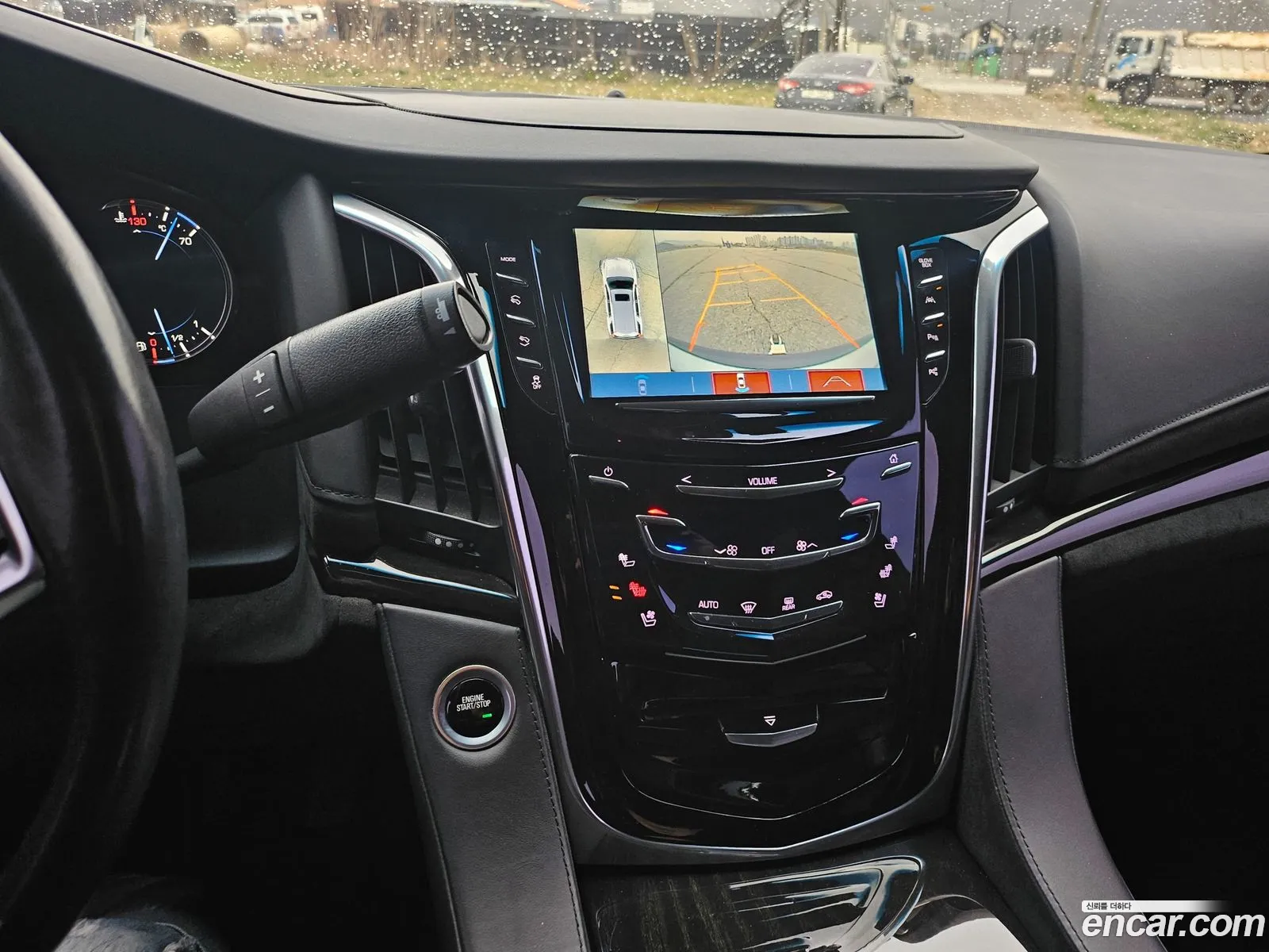 Cadillac Escalade 2018 — 11