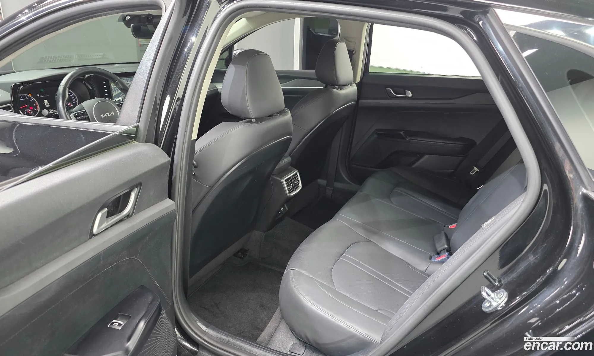 Kia K5 2022 — 22