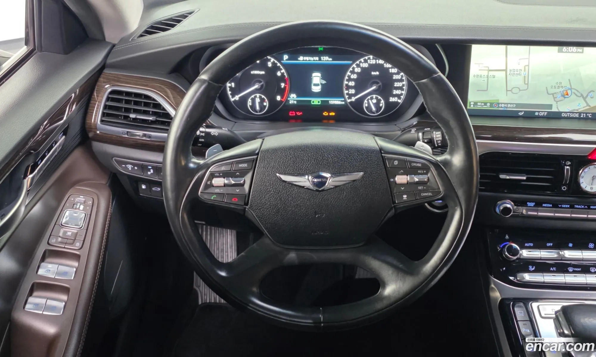 Genesis EQ900 2016 — 8