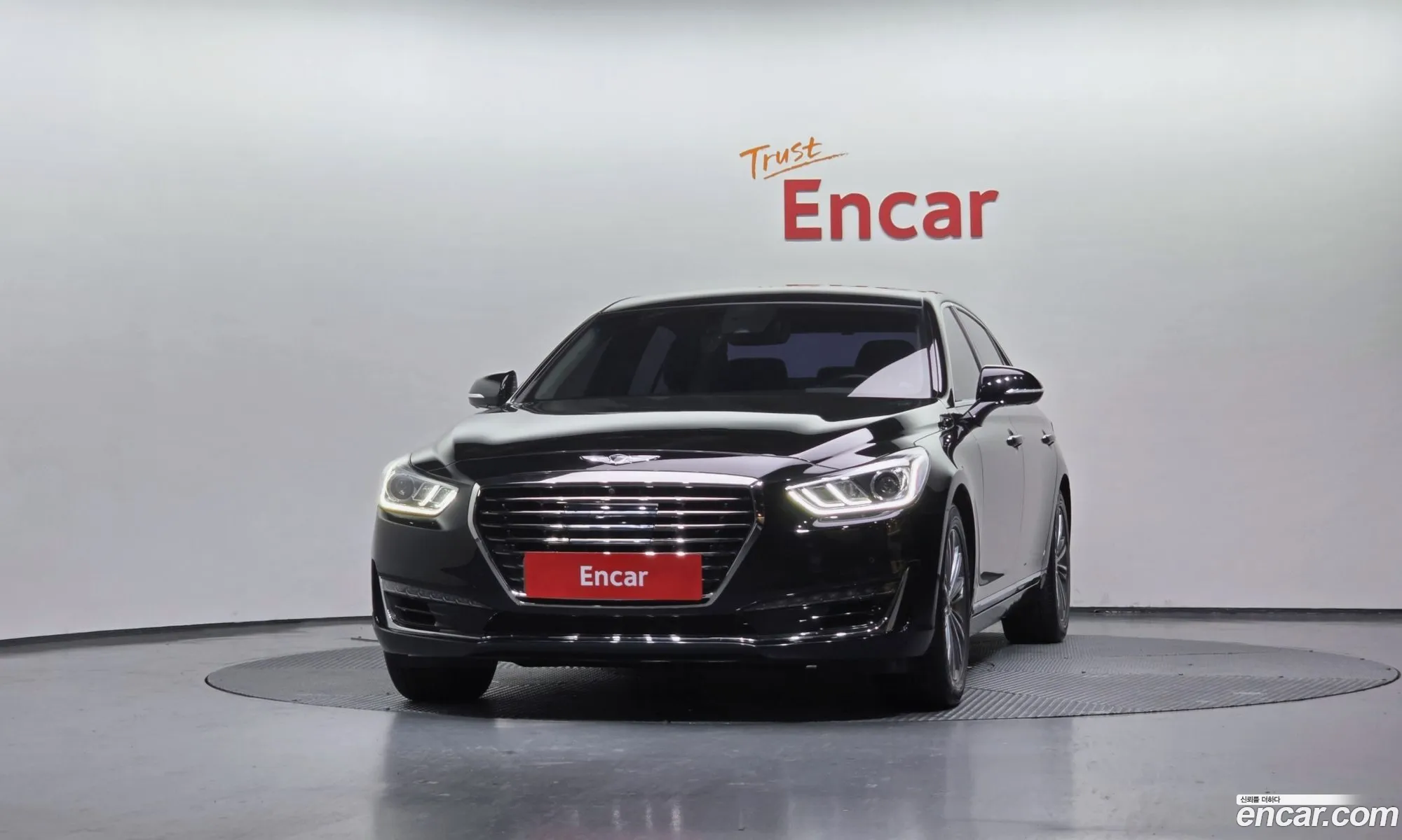 Genesis EQ900 2016 — 14