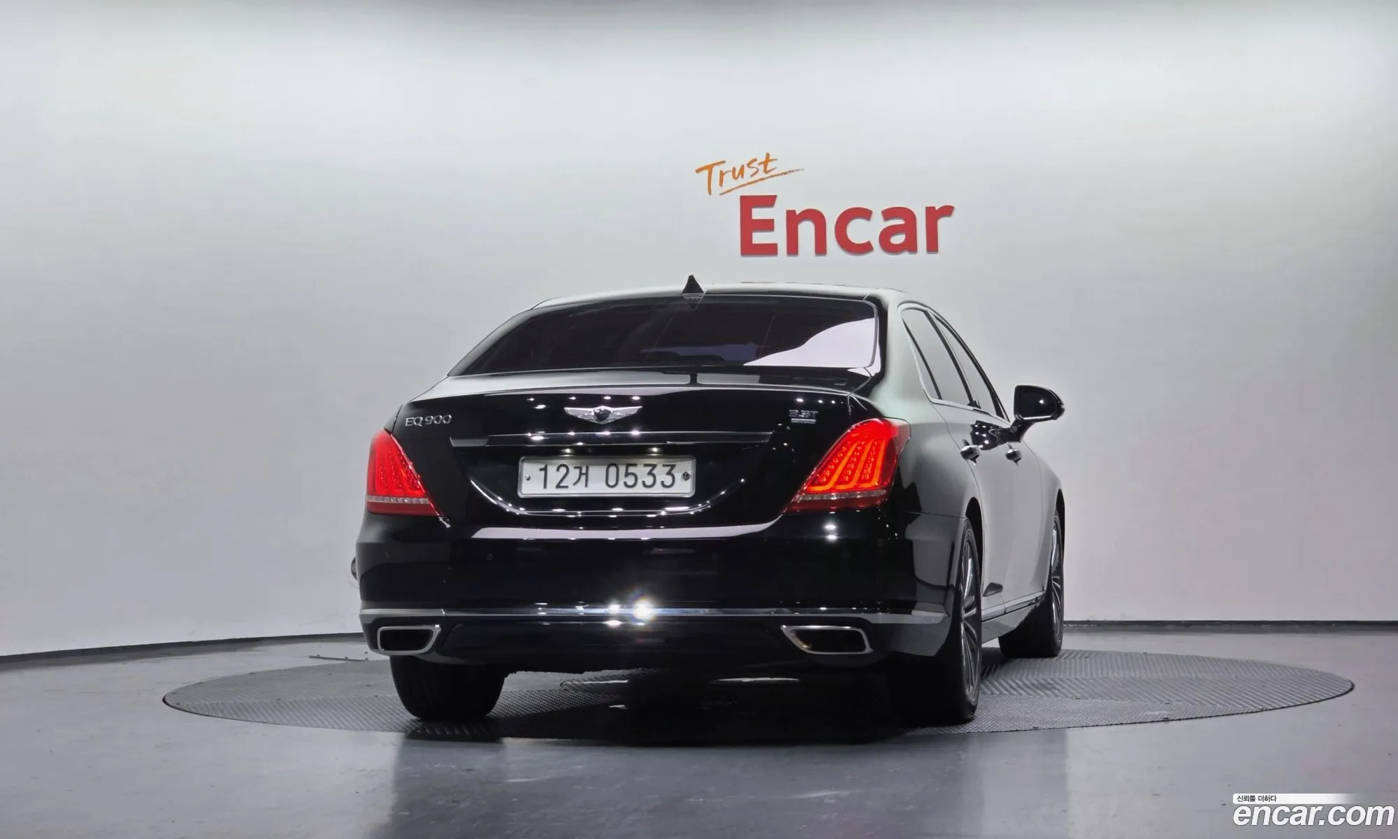 Genesis EQ900 2016 — 16