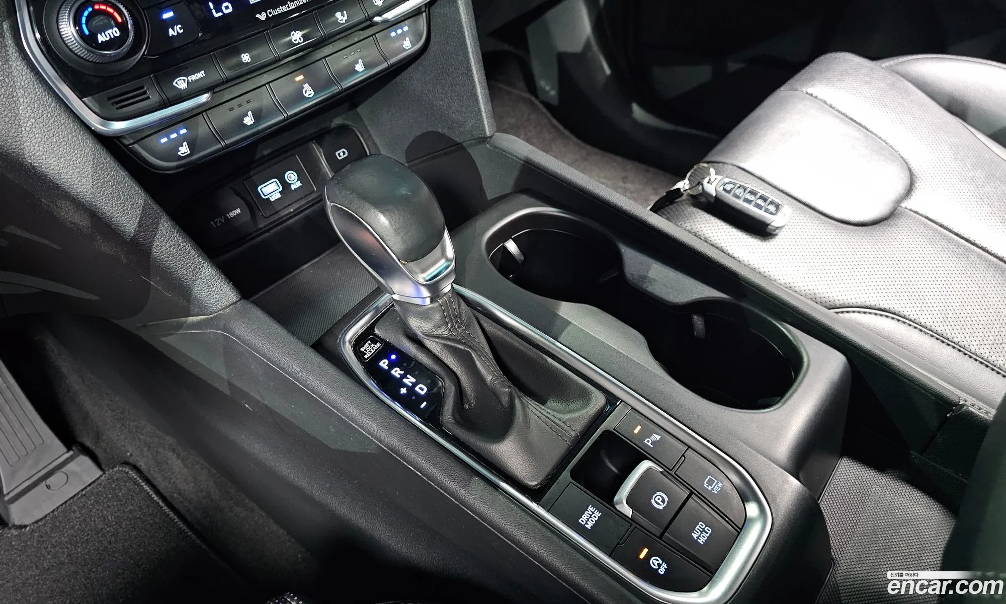 Hyundai Santa Fe TM 2020 KMHS281BBLU290244 — 24