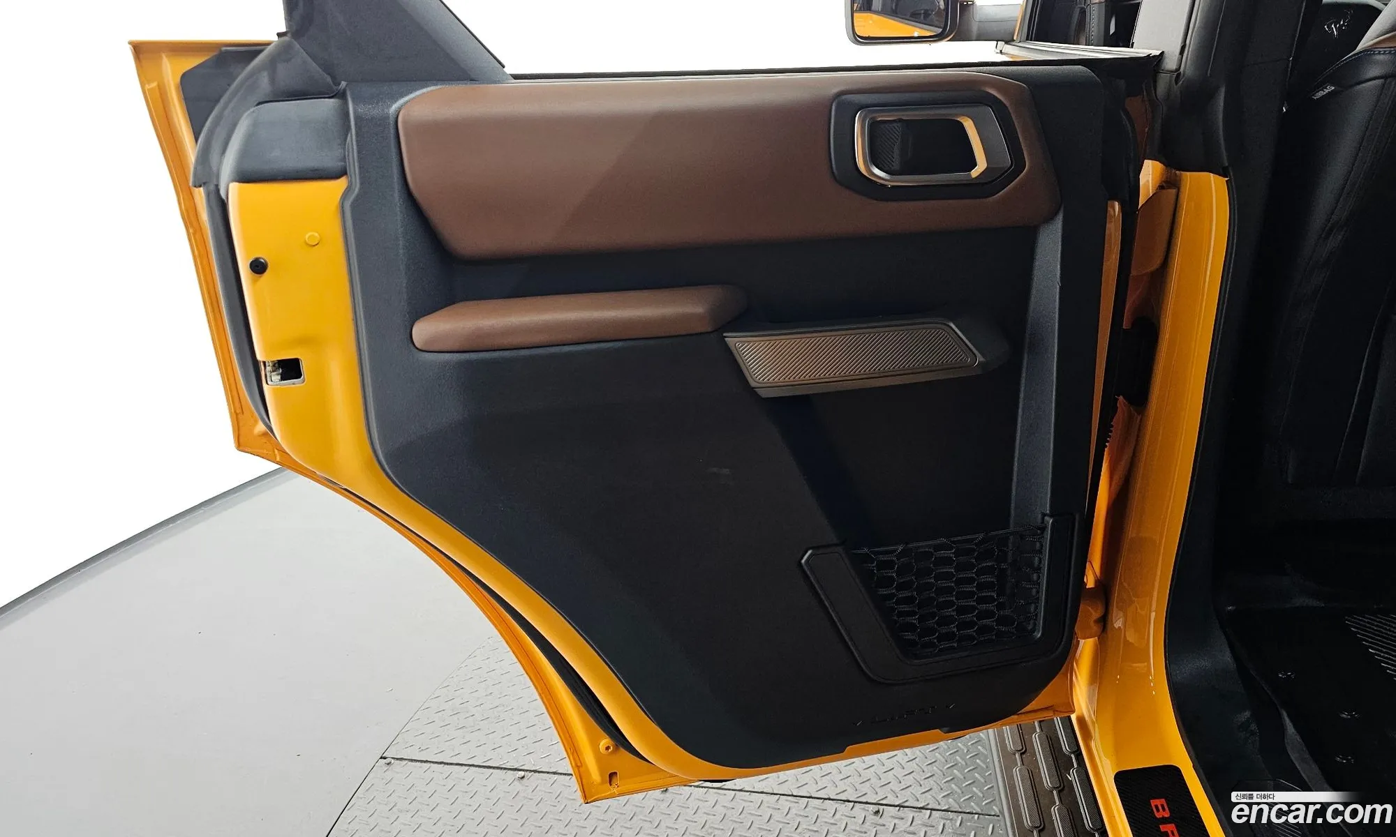 Ford Bronco 6th Gen 2022 1FMEE5DPXNLA94367 — 24