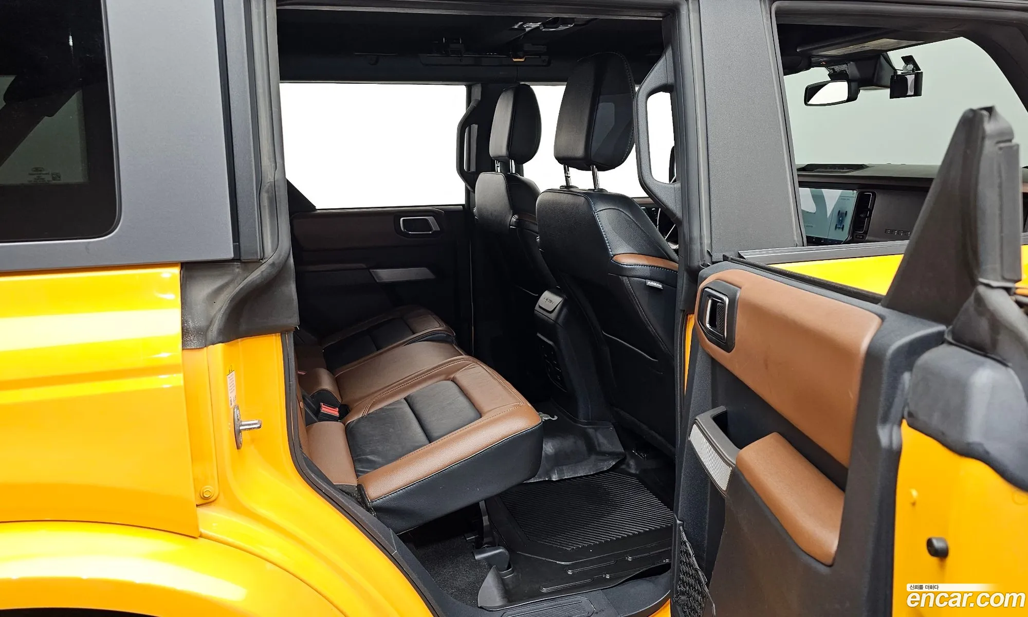 Ford Bronco 6th Gen 2022 1FMEE5DPXNLA94367 — 4