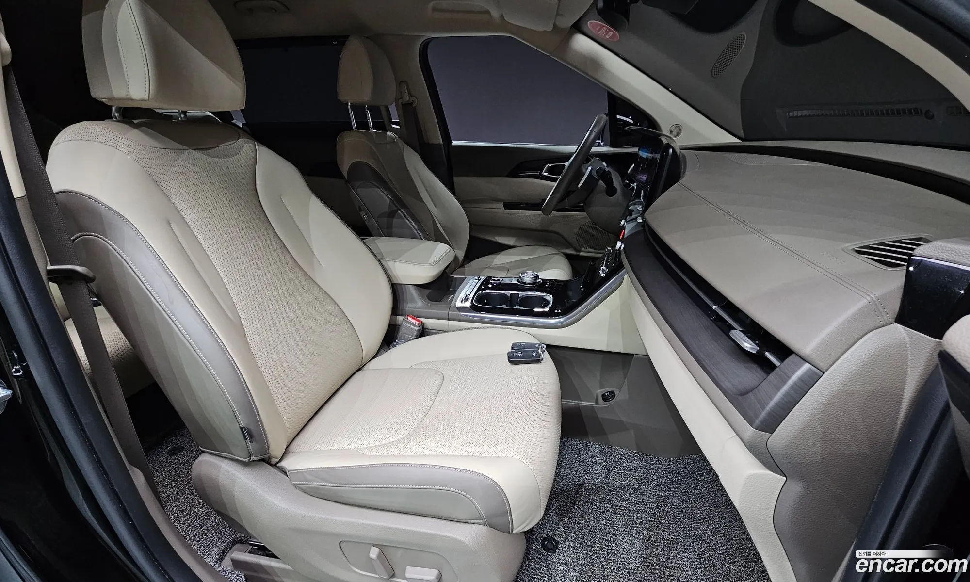 Kia Carnival 2021 KNANE81BBMS095649 — 24