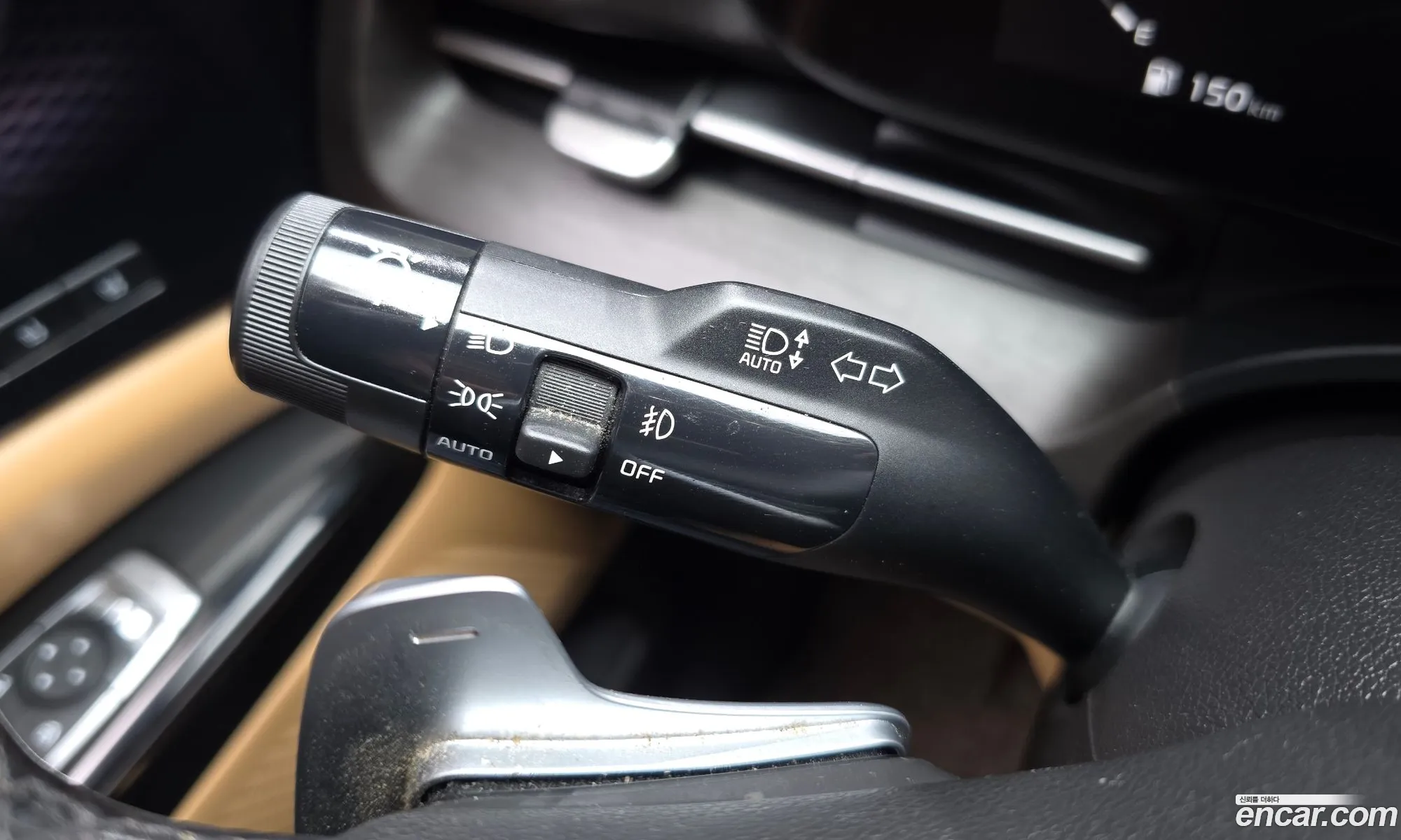 Kia Carnival 2020 KNANE81BBMS023047 — 11
