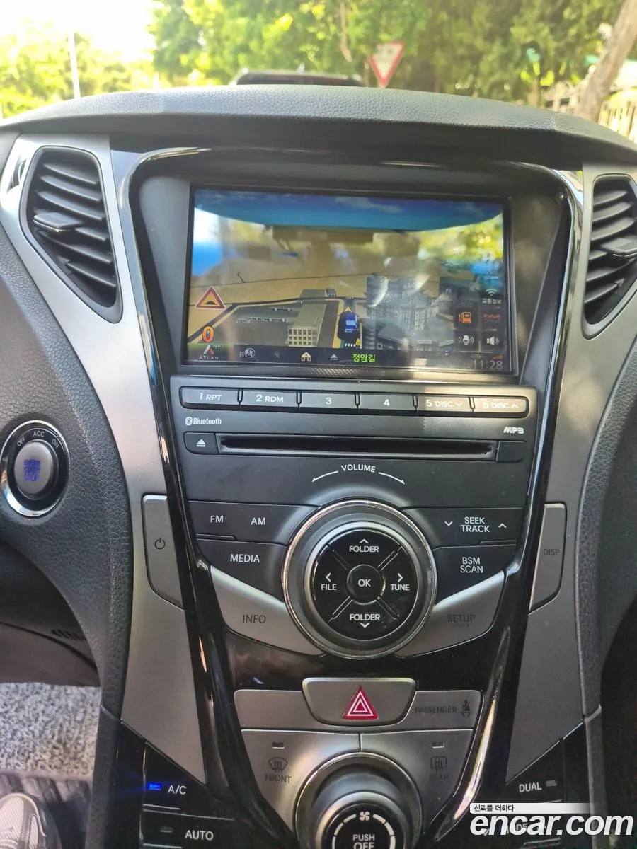 Hyundai Grandeur HG 2011 — 14