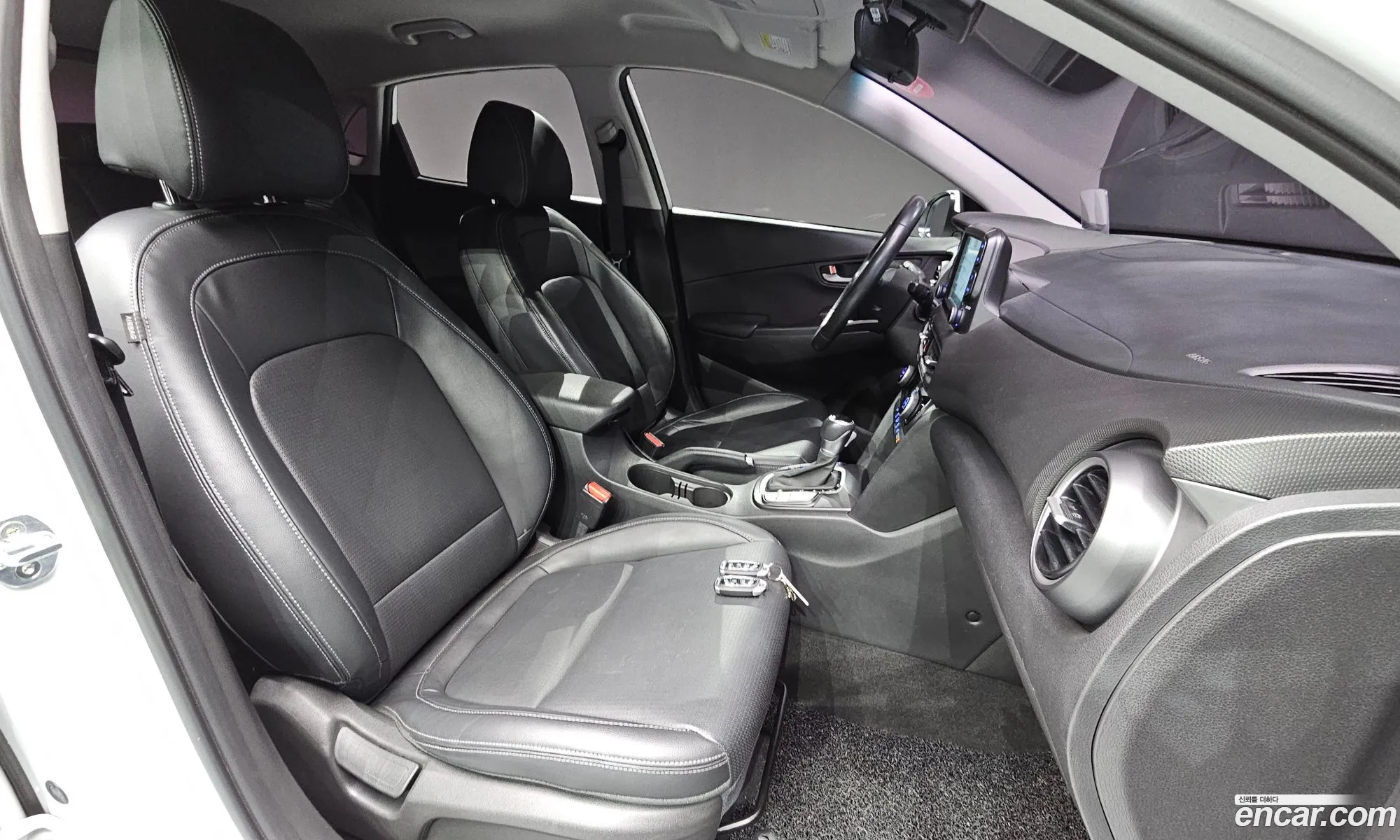 Hyundai Kona 2017 — 15