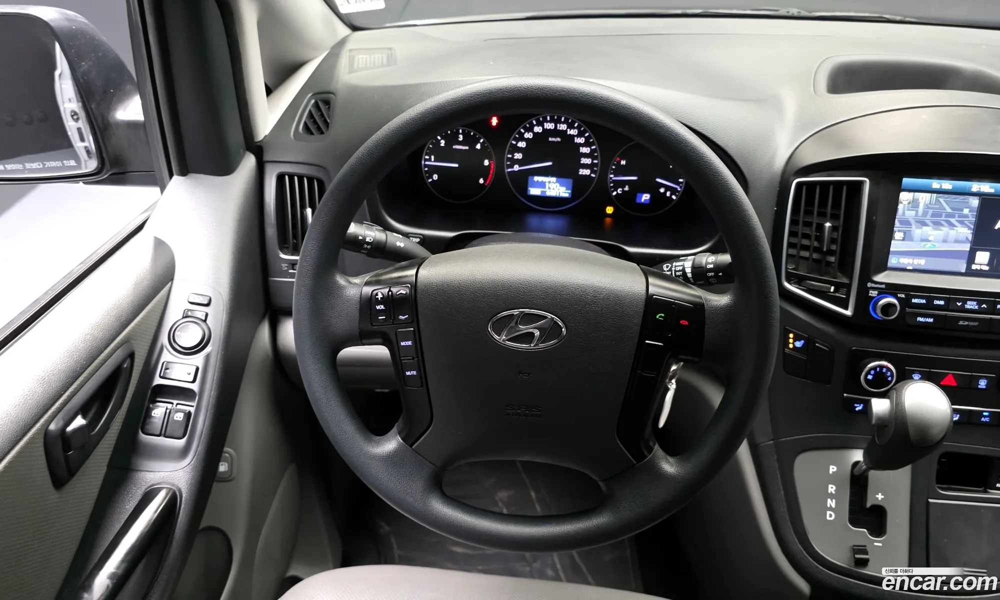 Hyundai Grand Starex 2018 KMFWBX7KBJU967006 — 9
