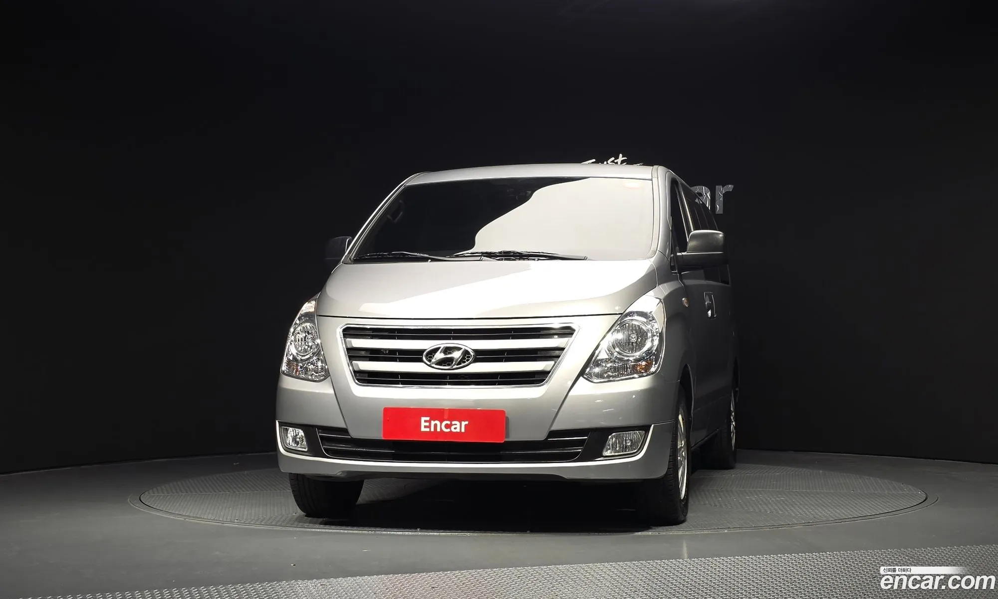 Hyundai Grand Starex 2018 KMFWBX7KBJU967006 — 28
