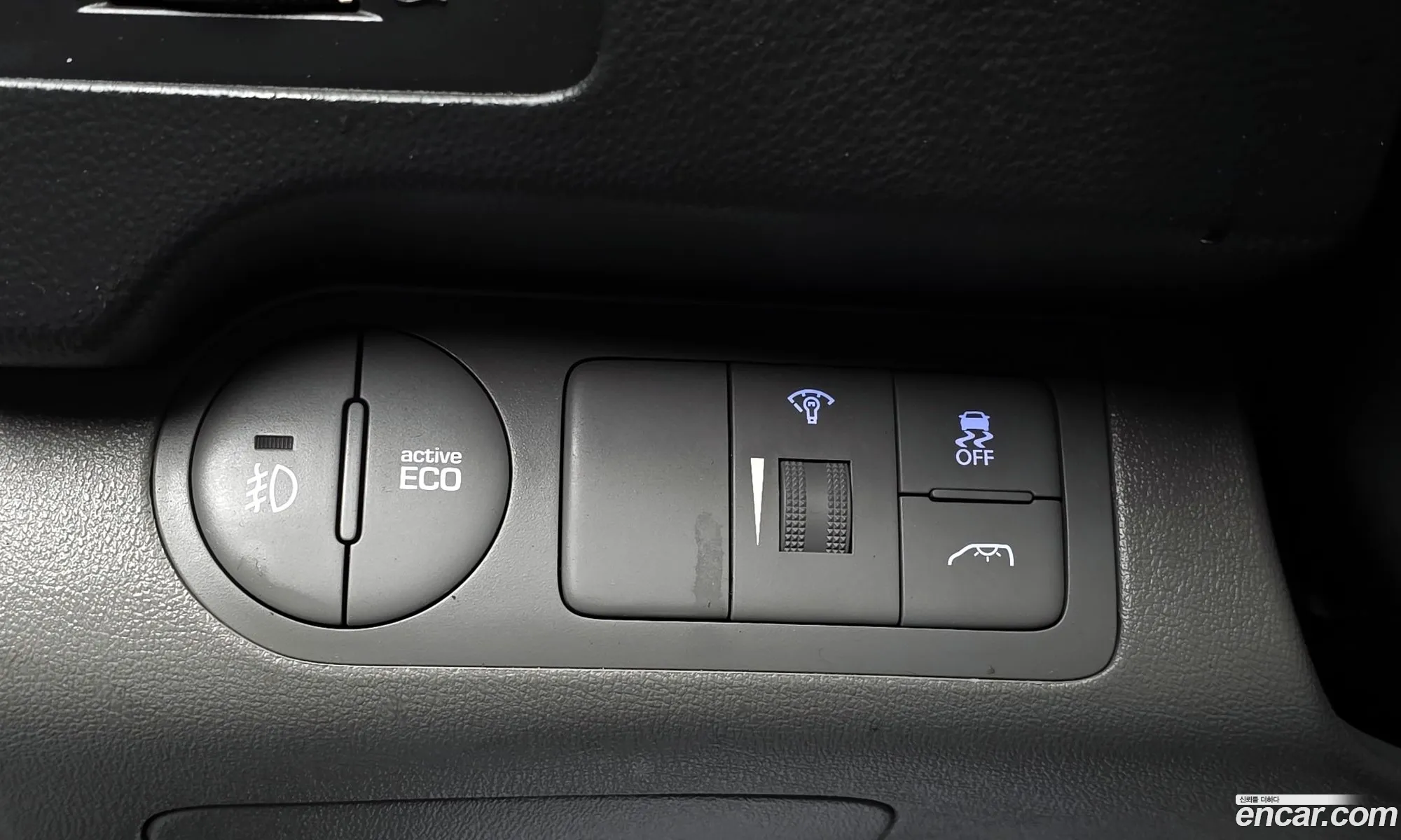 Hyundai Grand Starex 2018 KMFWBX7KBJU967006 — 16