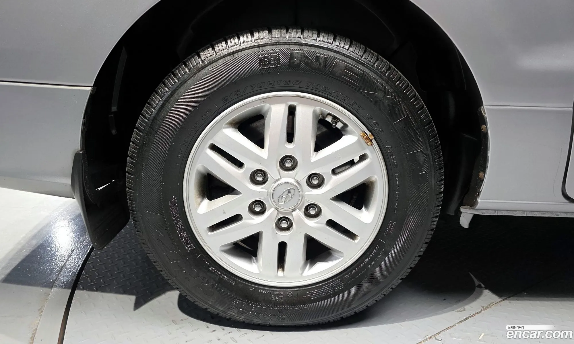 Hyundai Grand Starex 2018 KMFWBX7KBJU967006 — 12