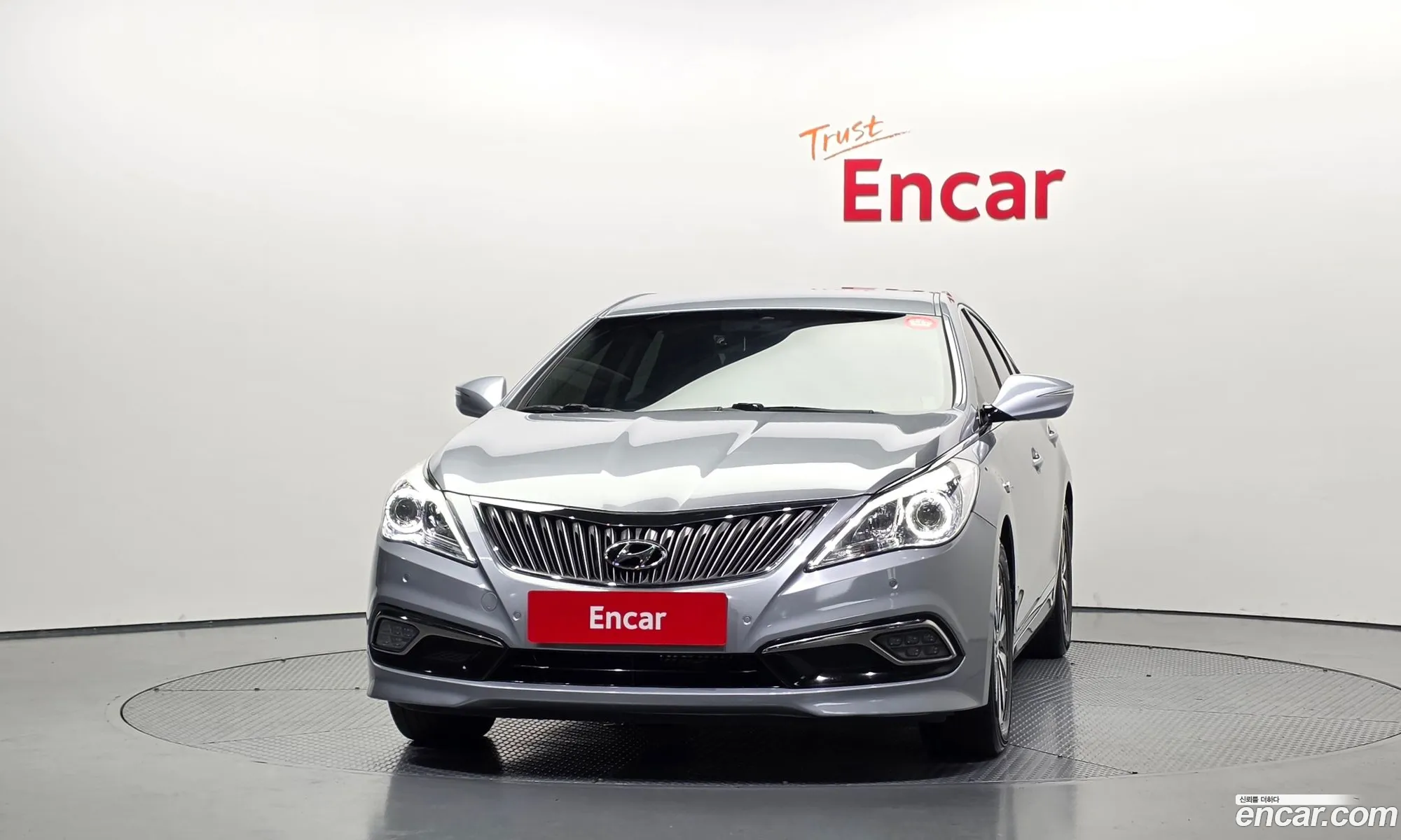 Hyundai Grandeur HG Hybrid 2016 — 4