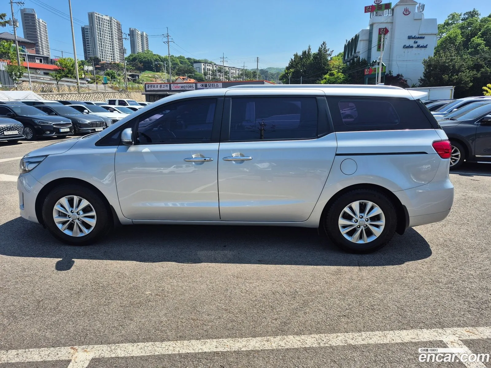 Kia Carnival 2017 — 18