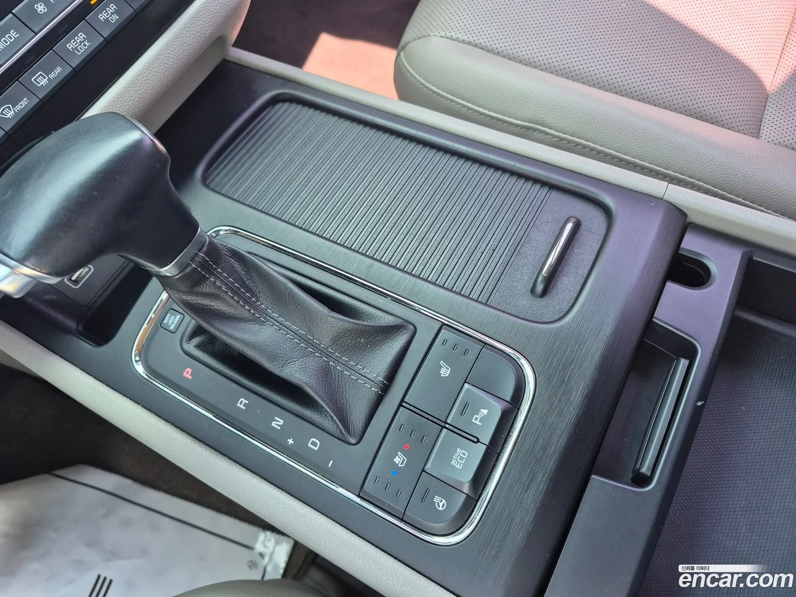 Kia Carnival 2017 — 13