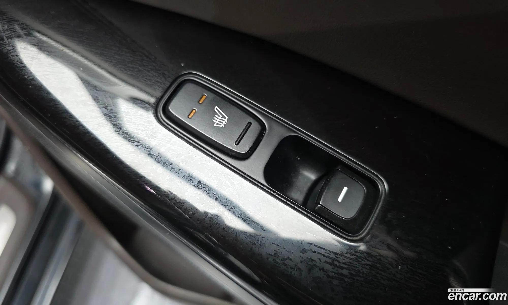 Kia K7 2016 KNALB41ABGA022832 — 10