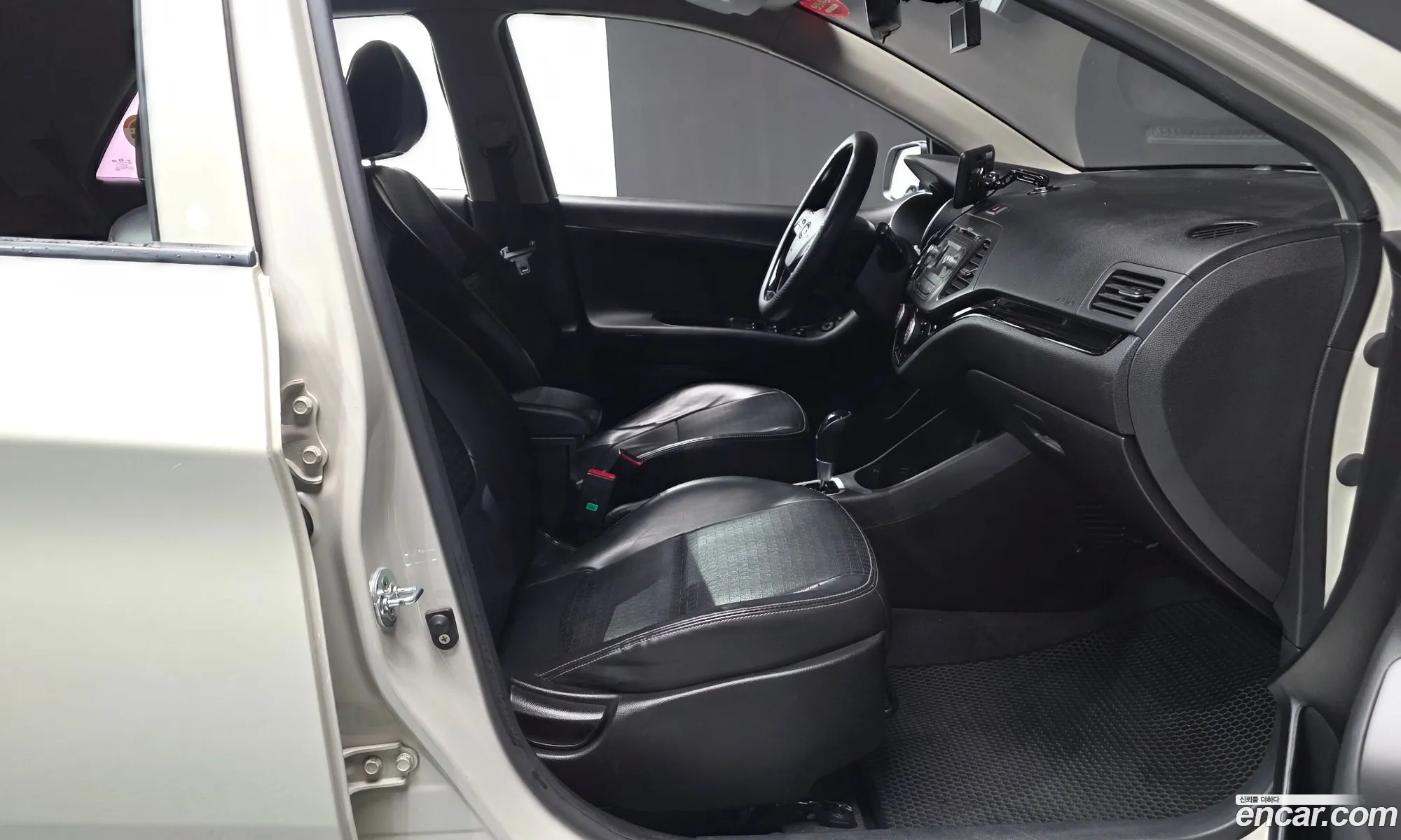 Kia Morning 2016 KNABX511BGT281995 — 27